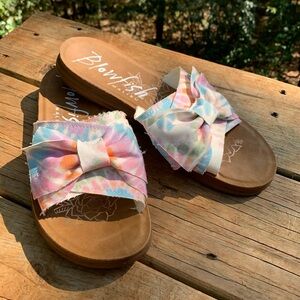 BLOWFISH MALIBU TIE-DIE BOW SLIDES/SANDALS Sz 8
